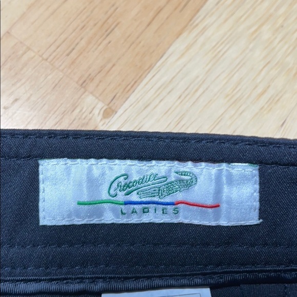 Crocodile ladies pants E2 - Picture 3 of 7